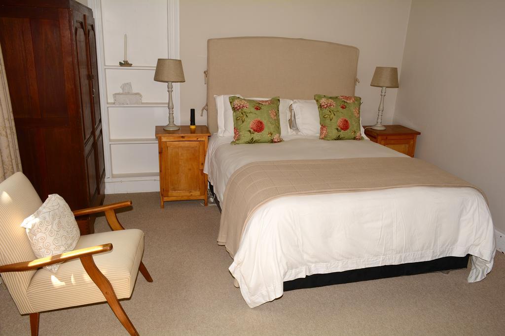 Toad Hall Guest House Wakkerstroom Екстер'єр фото