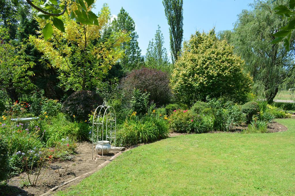 Toad Hall Guest House Wakkerstroom Екстер'єр фото